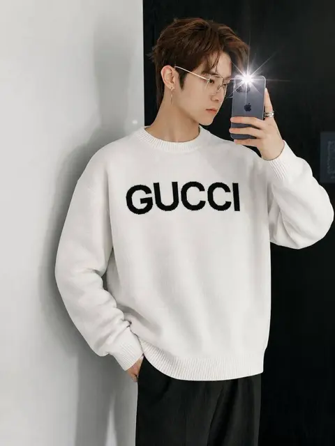 Gucci primium impoted sweatshirt whites