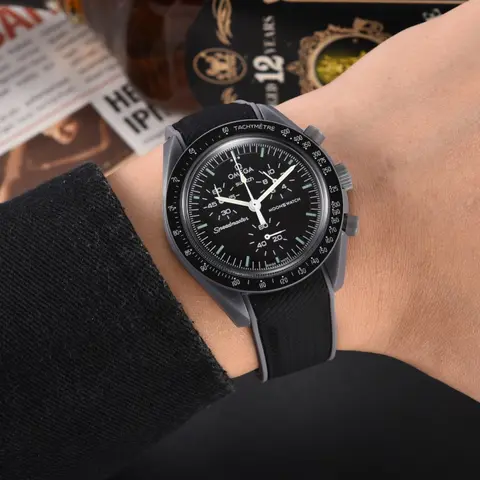 Omega MoonSwach Black